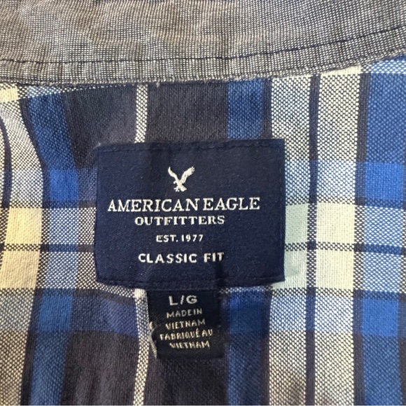 0033 American Eagle Men's Blue Plaid Shirt size large - Picture 2 of 7